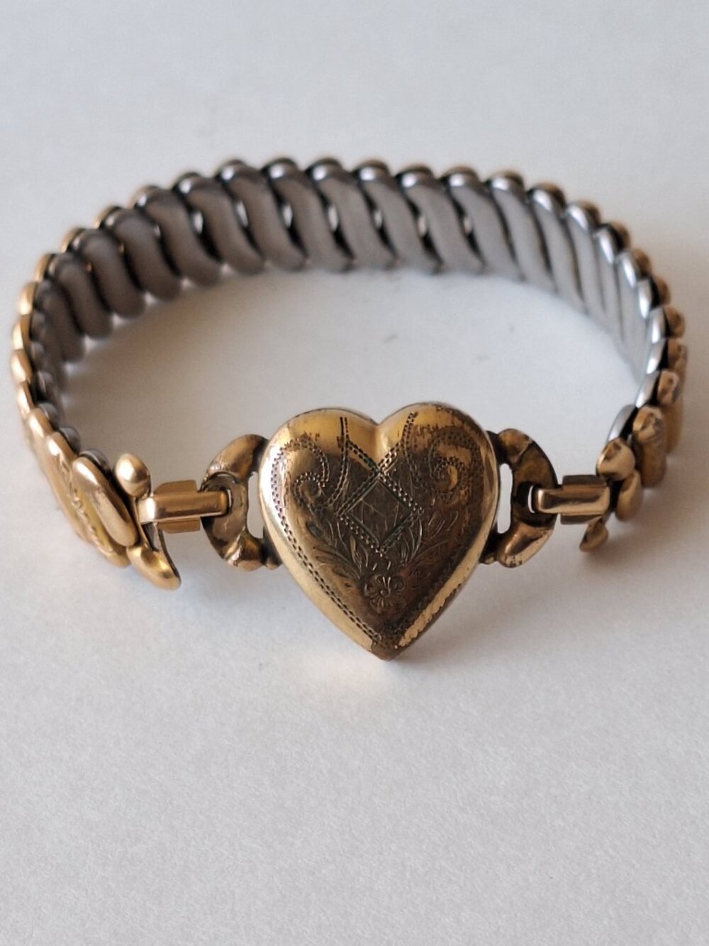 Vintage WWII PACER 1/20 10K Gold Filled Puffy Heart Expansion Bracelet